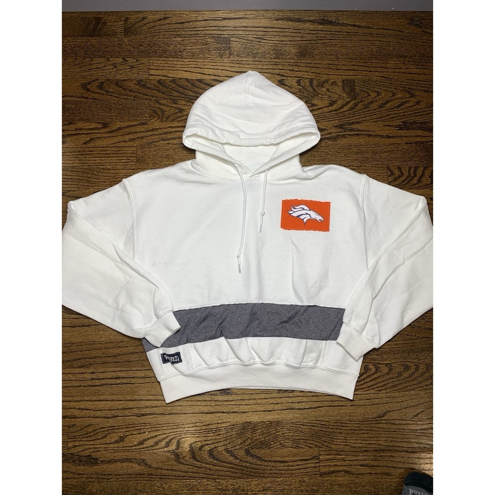 Refried Denver Broncos Gray Pullover Hoodie Crop Top Sz Medium